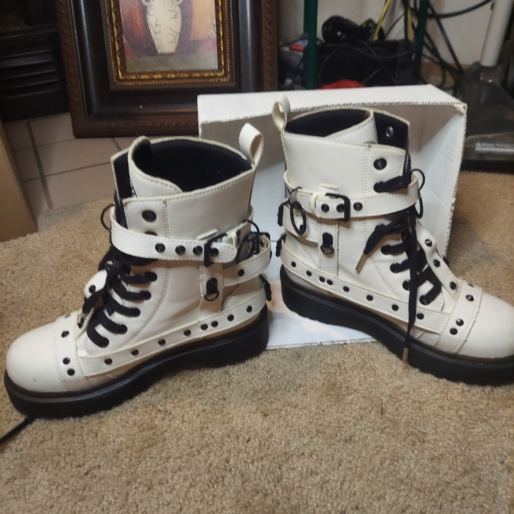Goth boots Strange Cult